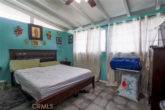 Santa Ana, CA 92707,2310 S Olive