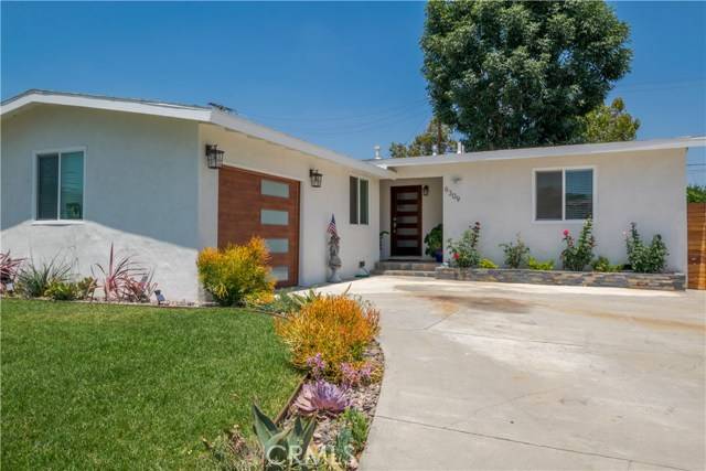 Downey, CA 90241,9309 Buell Street