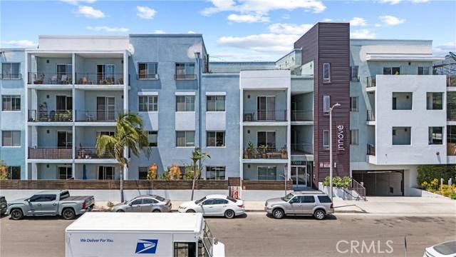 Marina Del Rey, CA 90292,13337 Beach Avenue #111