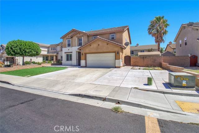 Eastvale, CA 92880,12851 Oakdale Street