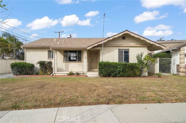 Lakewood, CA 90713,6713 Yearling Street