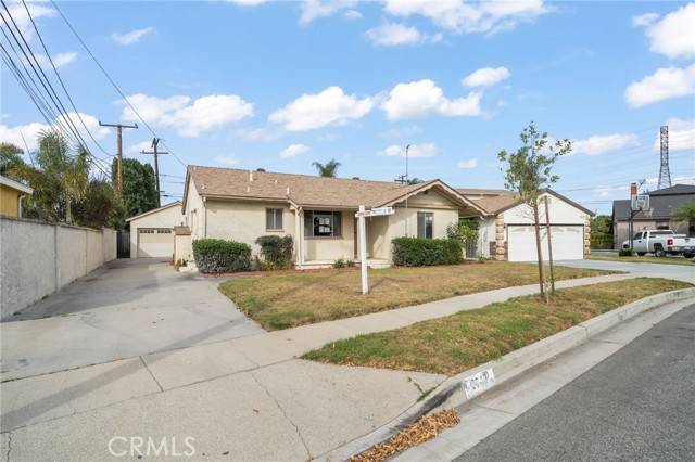 Lakewood, CA 90713,6713 Yearling Street