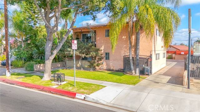 Bellflower, CA 90706,14924 Clark Avenue