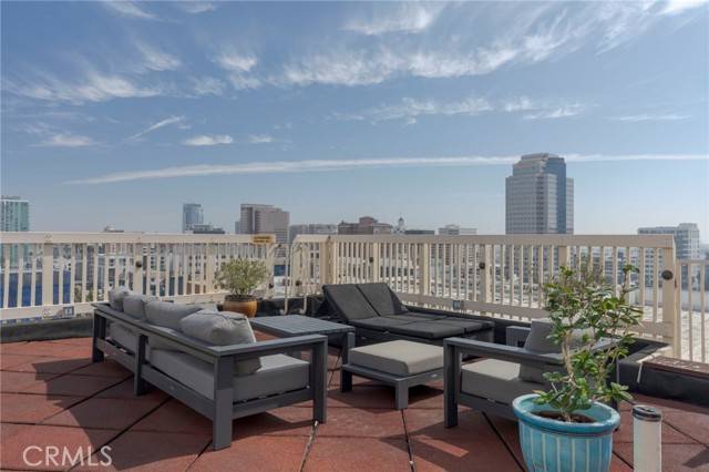 Long Beach, CA 90802,315 W 3rd Street #506