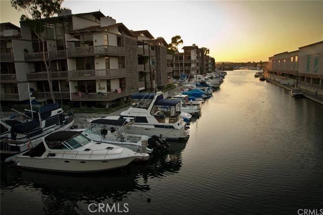 Long Beach, CA 90803,5327 Marina Pacifica Drive #Key19