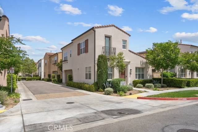 Saugus (santa Clarita), CA 91350,21851 Moveo Drive