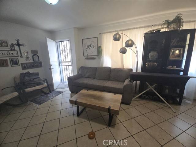 Bell Gardens, CA 90201,5526 Clara Street