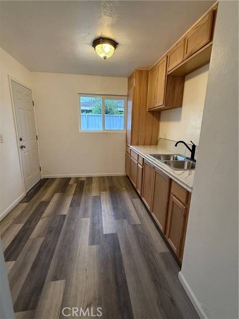 Lakewood, CA 90715,20816 Pioneer Boulevard