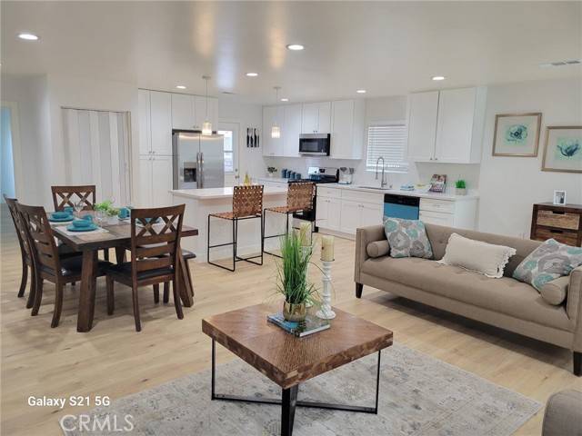 Lakewood, CA 90712,6053 Lakewood Boulevard
