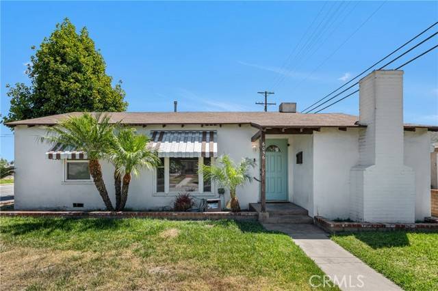 Lakewood, CA 90713,6056 Adenmoor Avenue