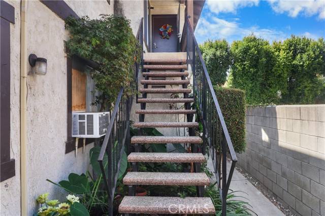 Hawaiian Gardens, CA 90716,21913 Belshire Ave #16