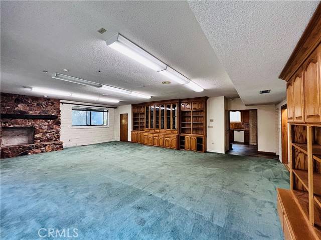 Yorba Linda, CA 92886,19901 Yorba Linda Blvd