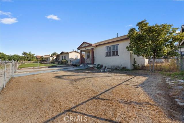 Los Angeles, CA 90044,1122 W 77th Street