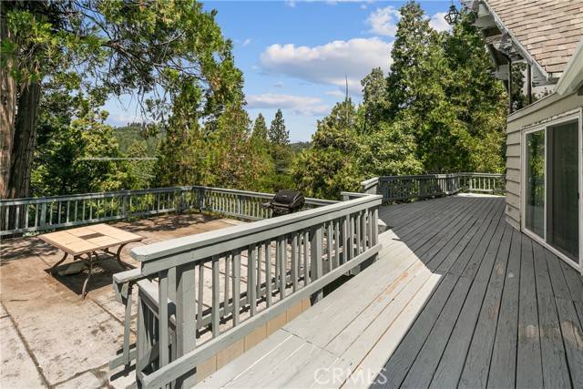 Lake Arrowhead, CA 92352,263 Golf Course Road