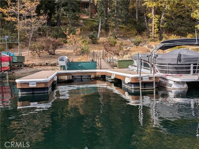 Lake Arrowhead, CA 92352,166 N 166 B --DOCK