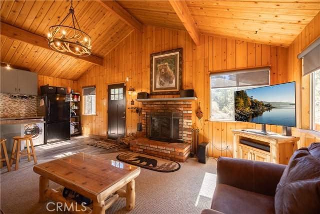 Big Bear Lake, CA 92315,40167 Dream Street