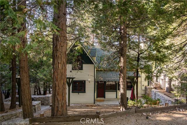 Lake Arrowhead, CA 92352,27675 Lakes Edge Road