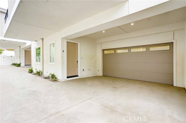 Redondo Beach, CA 90278,2412 Carnegie Lane #B