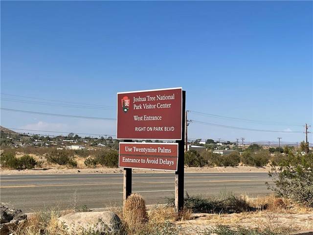 Joshua Tree, CA 92252,0 2.5 Acres LAND