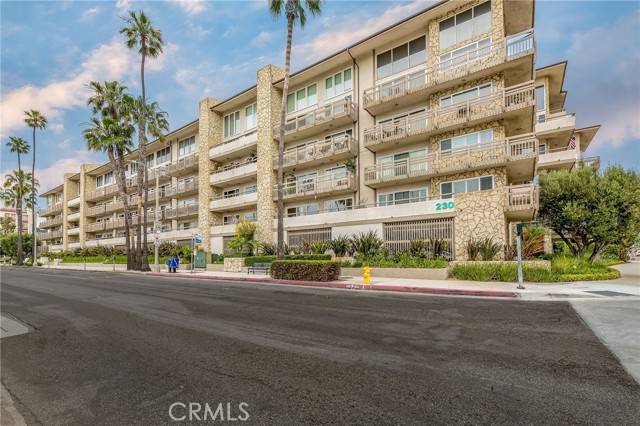 Redondo Beach, CA 90277,230 S Catalina Avenue #106