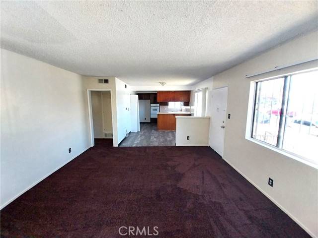 Los Angeles, CA 90047,1622 W 81st Street #1