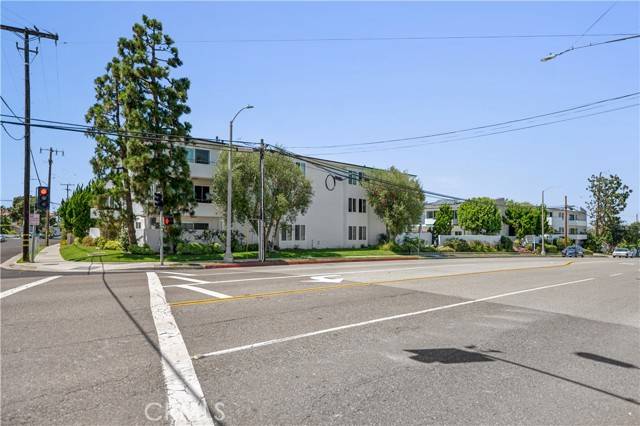 Redondo Beach, CA 90277,415 S Prospect Avenue #105