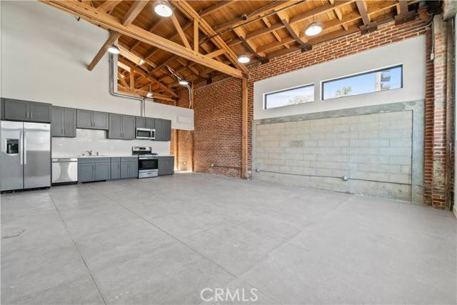 San Pedro (los Angeles), CA 90731,1901 S Pacific Avenue #1