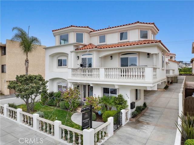 Redondo Beach, CA 90277,906 S Catalina Avenue #B