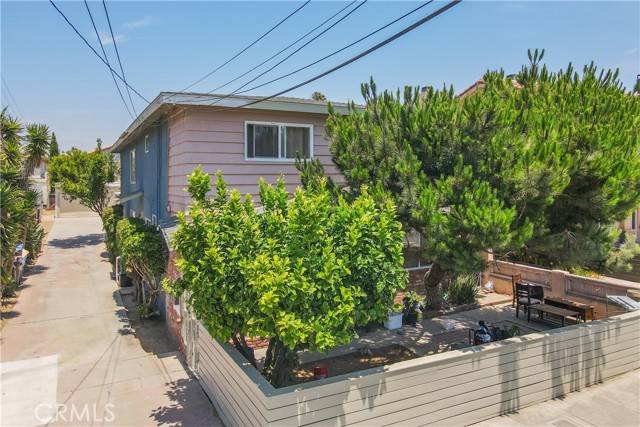 Redondo Beach, CA 90278,2513 Carnegie Lane