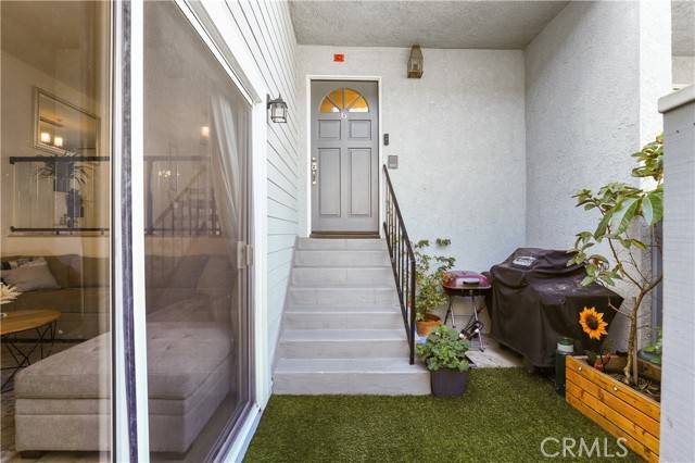 Redondo Beach, CA 90278,2218 Mathews Avenue #6