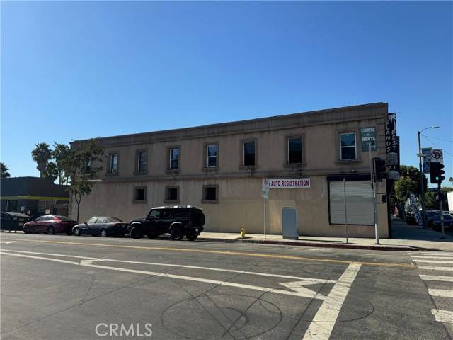 Wilmington (los Angeles), CA 90744,126 E Anaheim Street