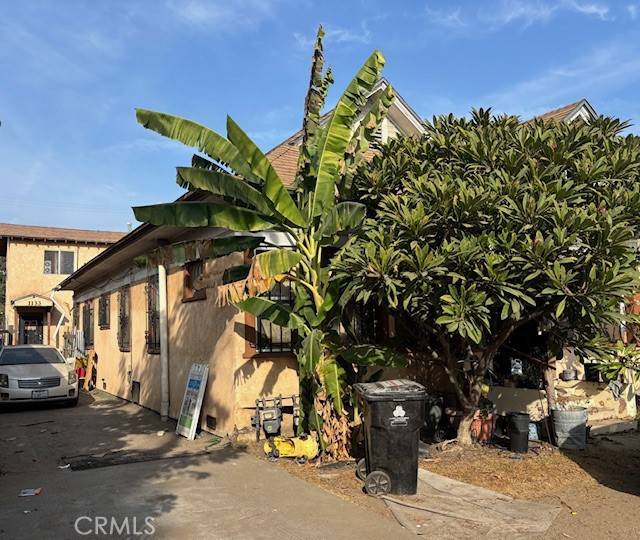 Los Angeles, CA 90011,1131 E 57th Street