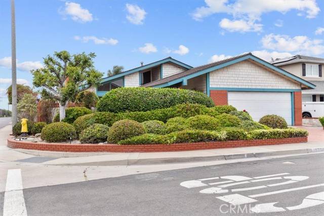 Seal Beach, CA 90740,3521 Fern Circle