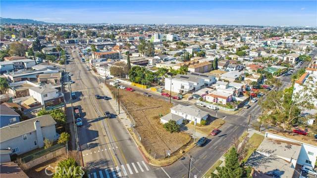 Harbor City (los Angeles), CA 90710,1604 261st Street