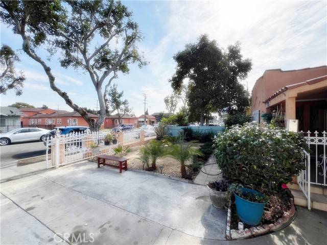 South Gate, CA 90280,8169 Beechwood Avenue