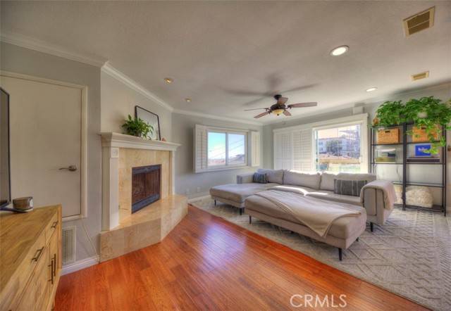 San Pedro (los Angeles), CA 90731,779 W 24th #4