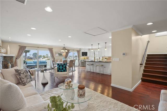 Manhattan Beach, CA 90266,1561 Curtis Avenue