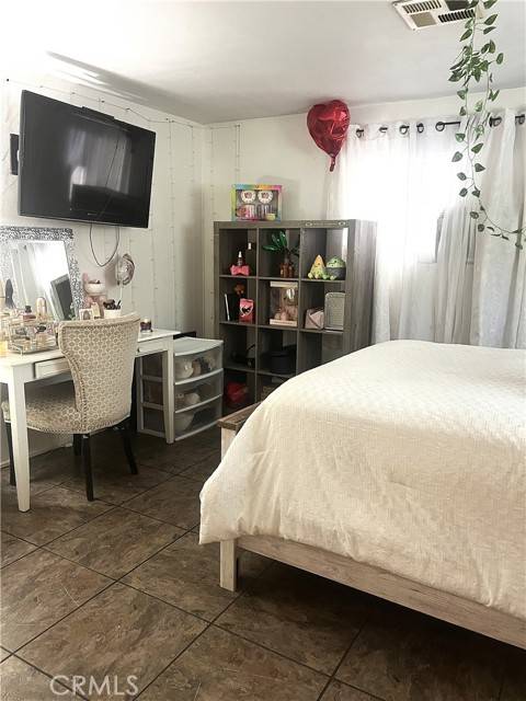 Hacienda Heights, CA 91745,901 S 6th Avenue #205