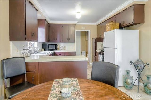 San Pedro (los Angeles), CA 90731,1811 South Alma Street #4