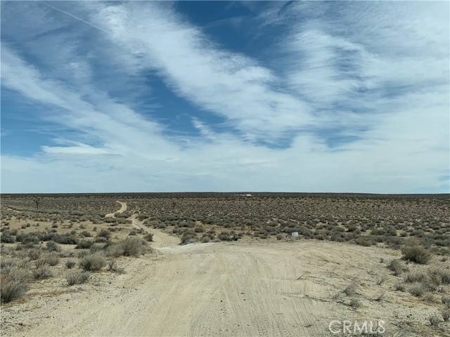 Helendale, CA 92342,0 Zephyr