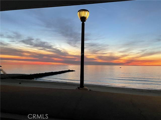 Redondo Beach, CA 90277,615 Esplanade #105