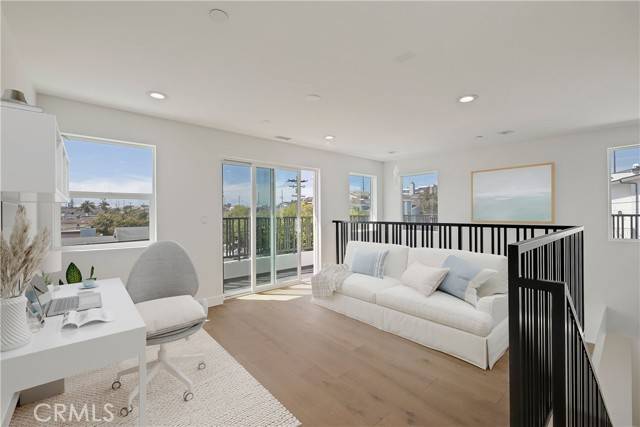 Redondo Beach, CA 90278,2100 Carnegie Lane