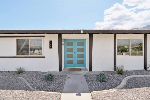Palm Springs, CA 92262,845 West Gateway Drive