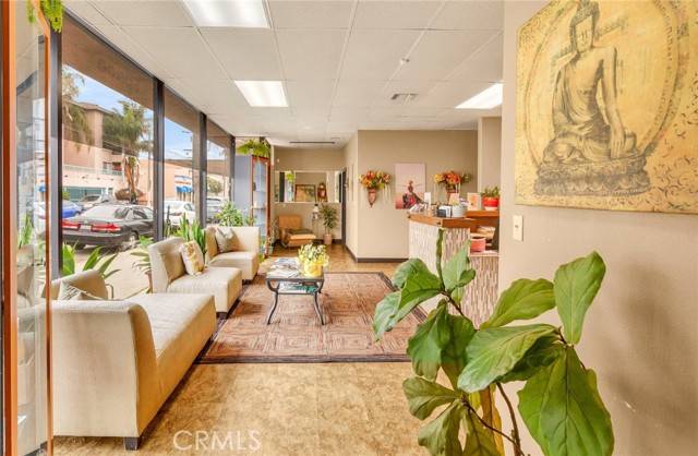 San Pedro (los Angeles), CA 90731,643 W 6th Street