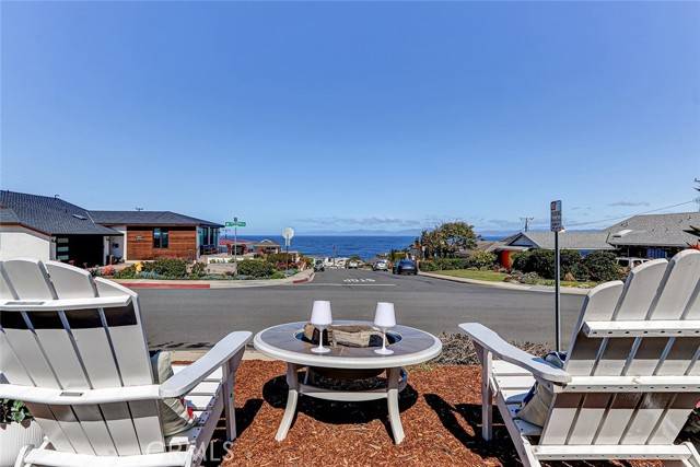 Redondo Beach, CA 90277,99 Calle Mayor