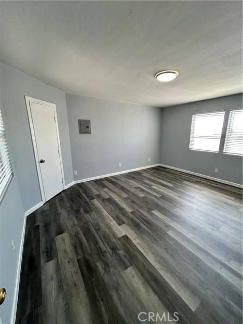 Los Angeles, CA 90003,6517 Avalon Boulevard #4