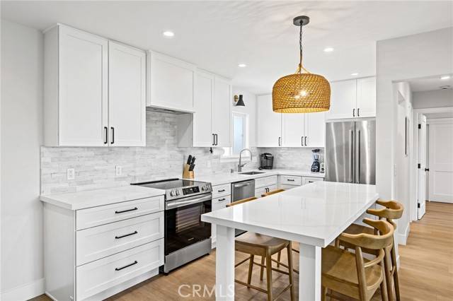Hermosa Beach, CA 90254,15 15th Street #19