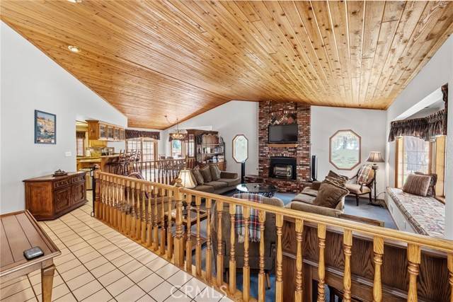 Big Bear Lake, CA 92315,42784 Edelweiss Drive