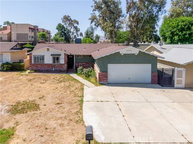 Riverside, CA 92503,9810 Sharon Avenue
