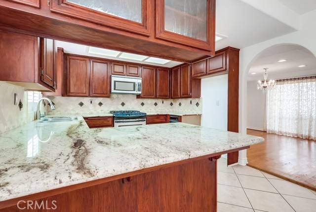 San Pedro (los Angeles), CA 90731,814 S Patton Avenue #2